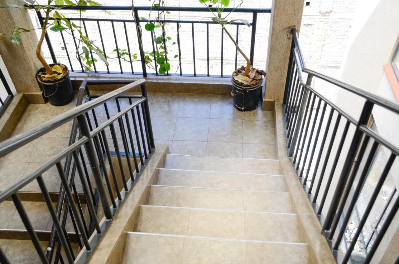 Tsavo Suites Nairobi Bagian luar foto